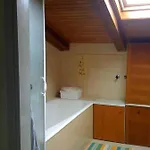 House * אומאג